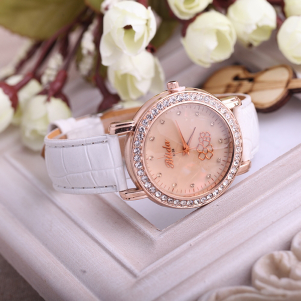 Leather Quartz Watch for Ladies