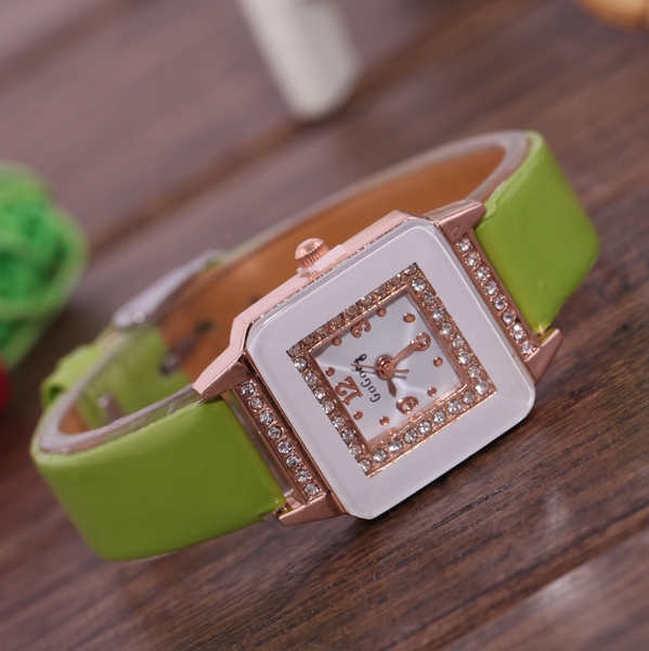 Leather Quartz Watch for Ladies